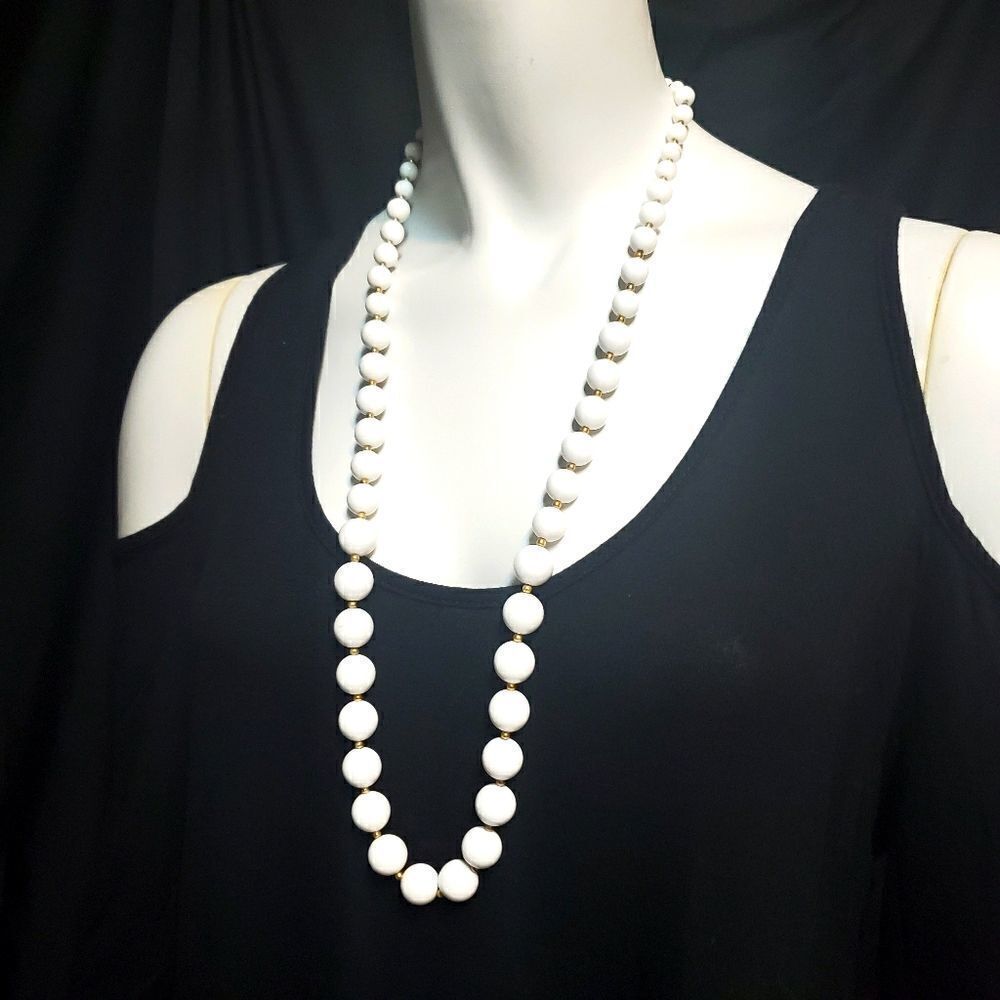 Monet White & Gold Necklace
